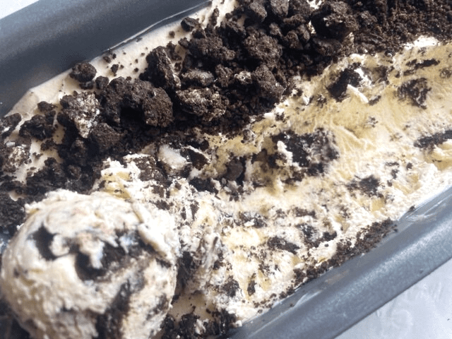 No-Churn Oreo Ice Cream