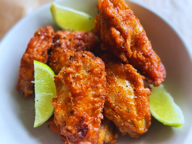 Crispy Pan-Fried Chicken Wings